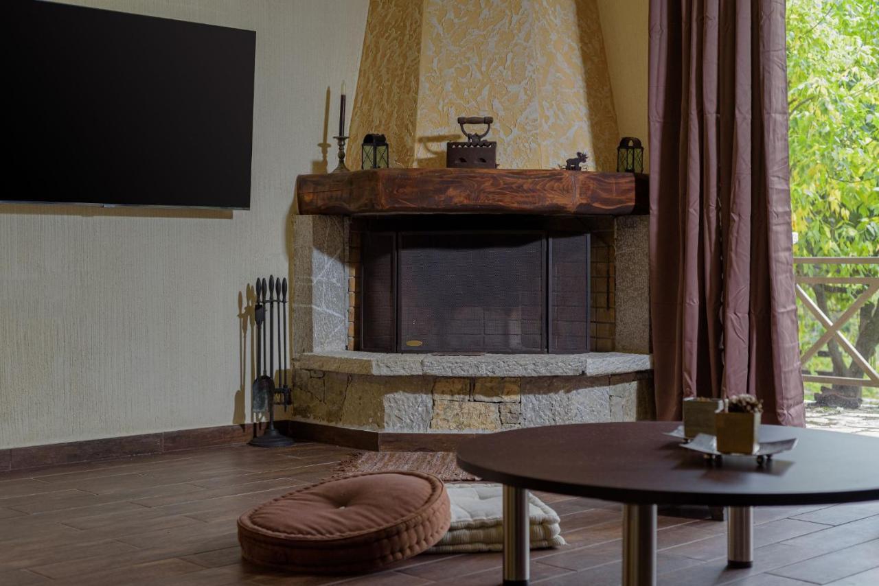 Parnassus Dreamwood Chalet Eptalofos Bagian luar foto