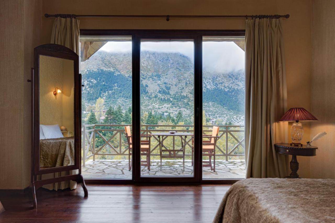 Parnassus Dreamwood Chalet Eptalofos Bagian luar foto